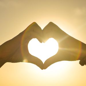 梁朝伟汤唯国外版
