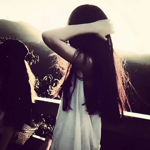 梁朝伟汤唯国外版
